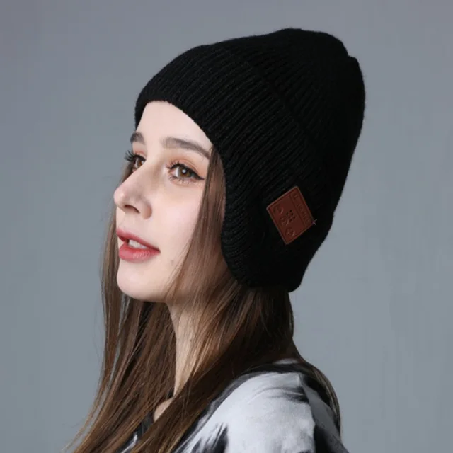 Knitted Beanie Hat with Bluetooth Headphones and Microphone 4
