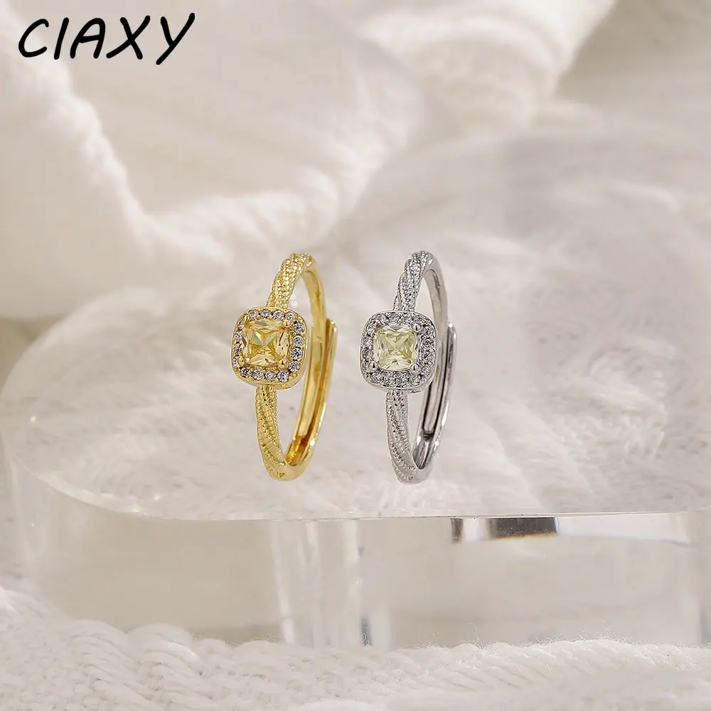 Fashion Small Sugar Cube Twist Women Rings Classic Sparkling Zircone Regolabile Estetica Finger Ring Gioielli Di Fidanzamento Di Nozze