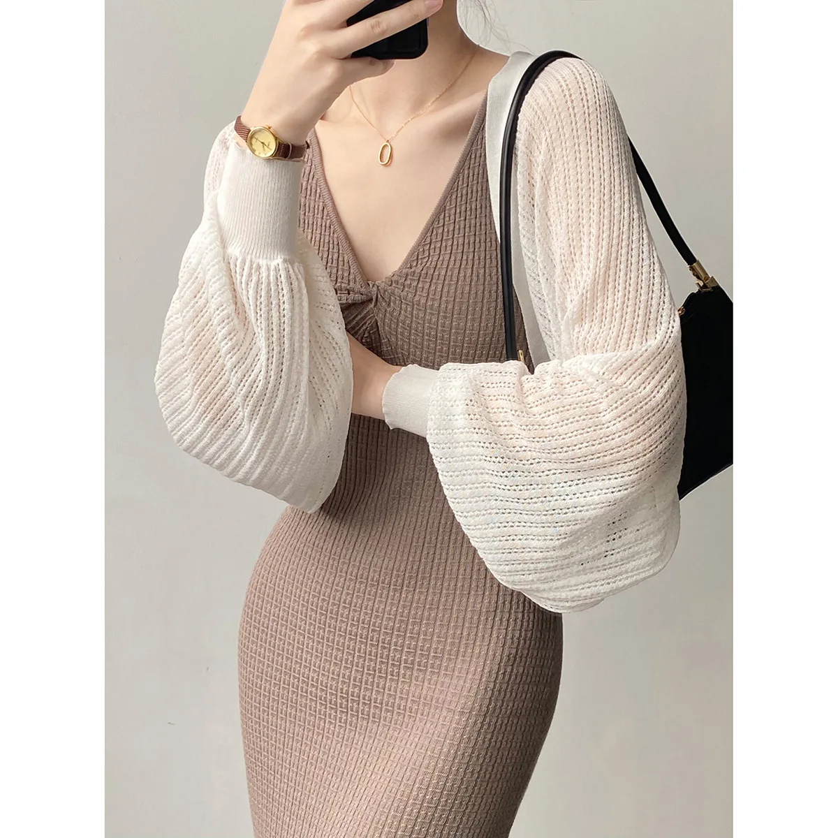 

Gentle Sunscreen Cover for Women 2023 Summer Outwear Thin Hollow Bat Sleeve Short Cardigan P727