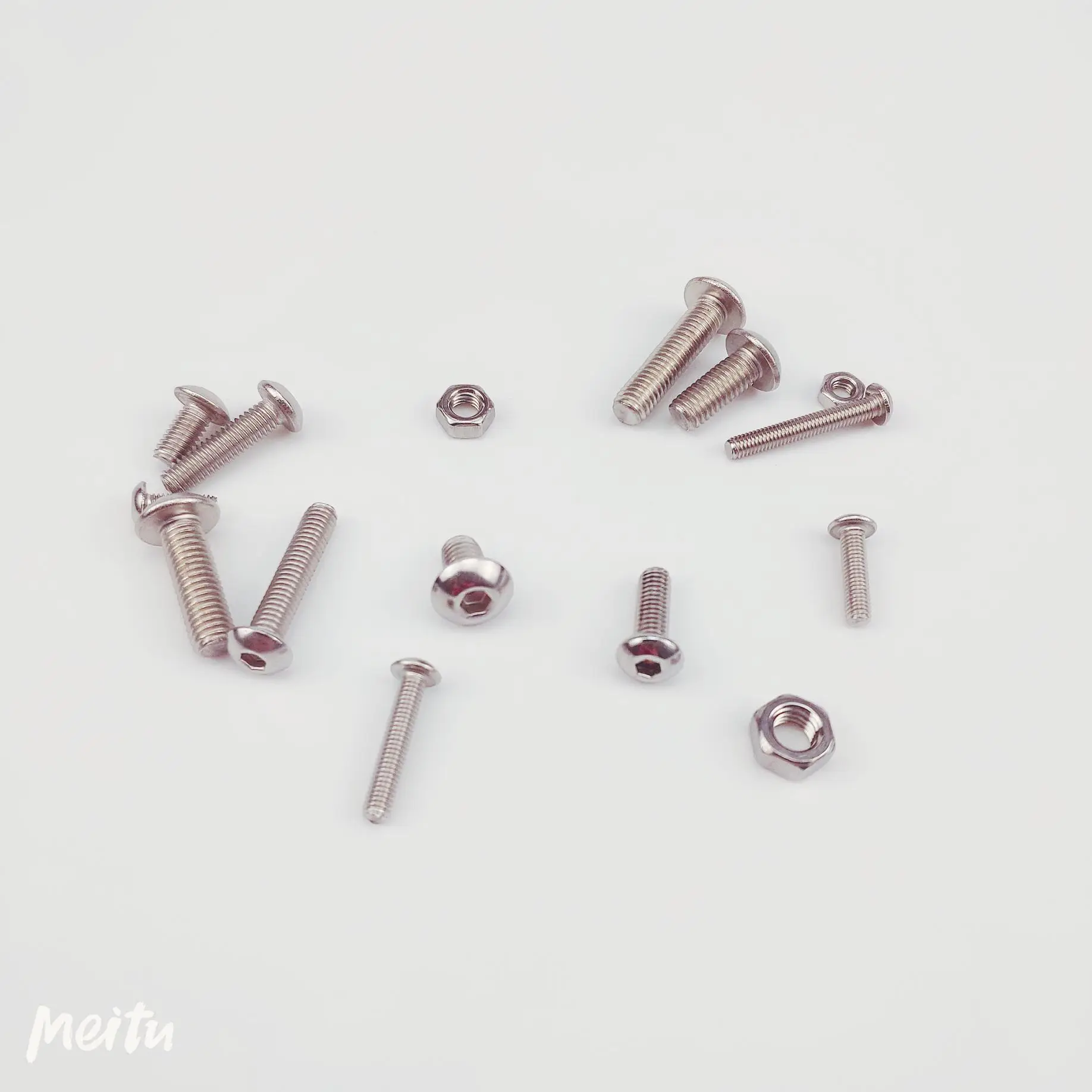 500Pcs 304 Stainless Steel M3M4M5 Pan Head Screw Bolt Nut Round Head Hexagon Socket Screw Box Set