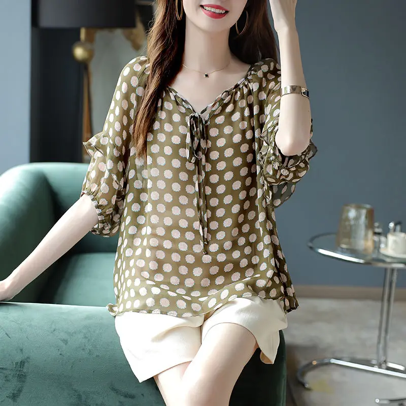 여성 프릴 플로럴 프린트 V 넥 레이스 업 반팔 오버사이즈 탑 블라우스, 2023 년 여름 신제품 패션 캐주얼 쉬폰 셔츠 블라우스 