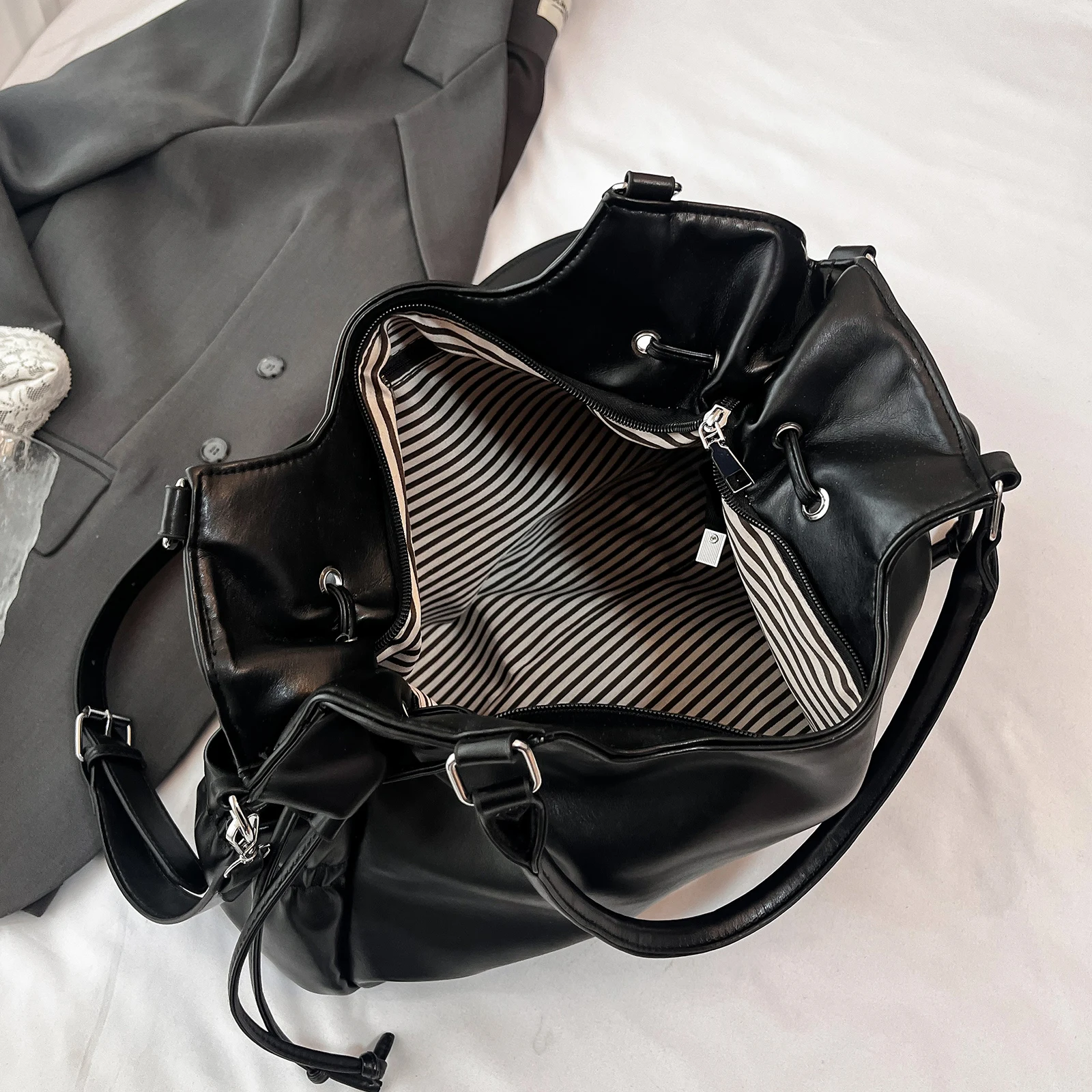 PU Hobo Shopper Bag Large Capacity Tote Handbag Solid Color Travel Tote Bag Roomy for Women Ladies Travel Commuting