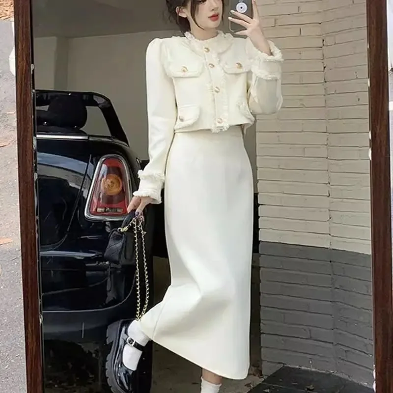 

Women's Autumn/winter Small Fragrance Tassel Stitched Woolen Suit Skirt Set Vintage Crewneck Woolen Blazer Skirt Two-piece Sets