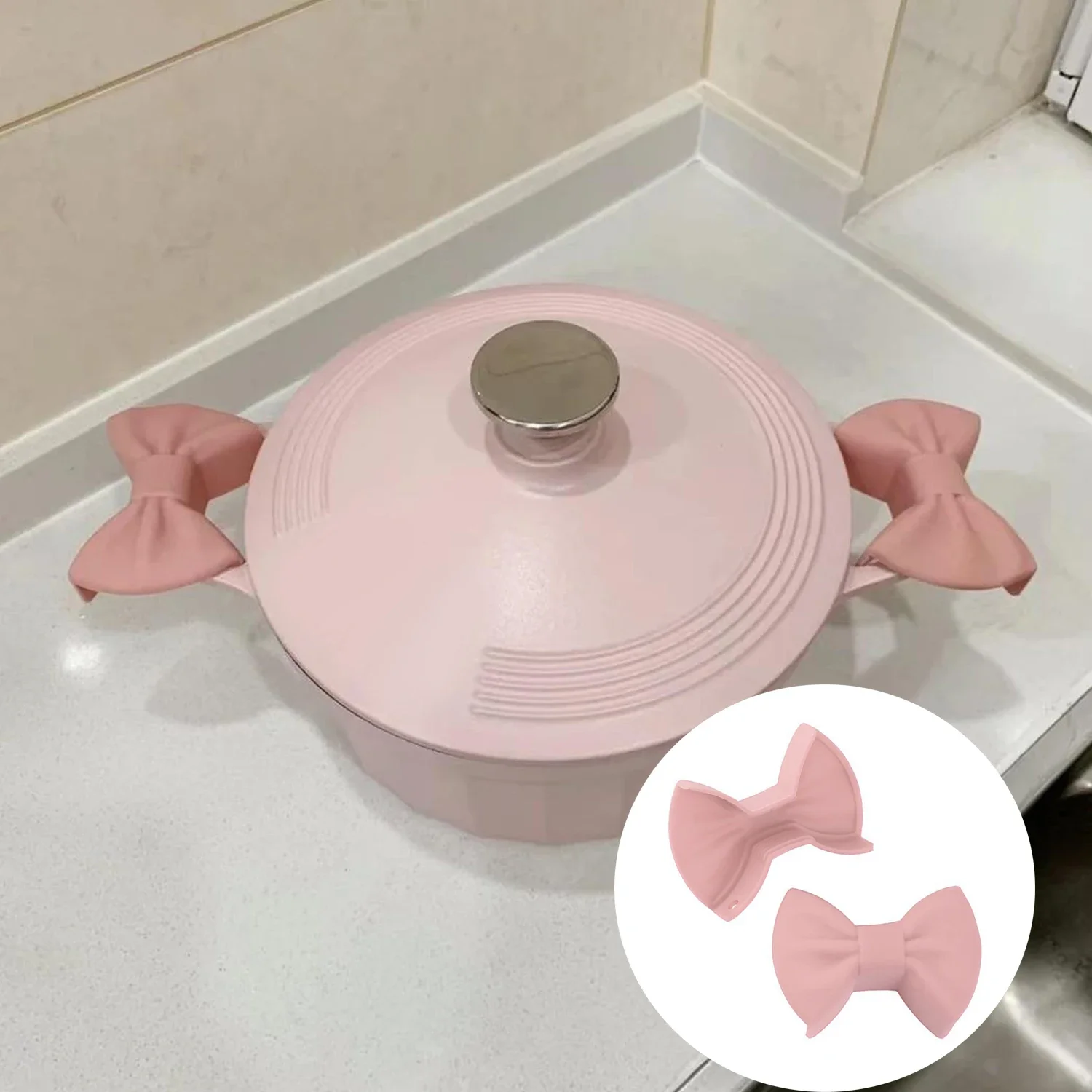 2pcs Silicone Oven Mitts Creative Bow Shape Oven Gloves Heat Resistant Pot Holders Cooking Mini Gloves Kitchen Tool