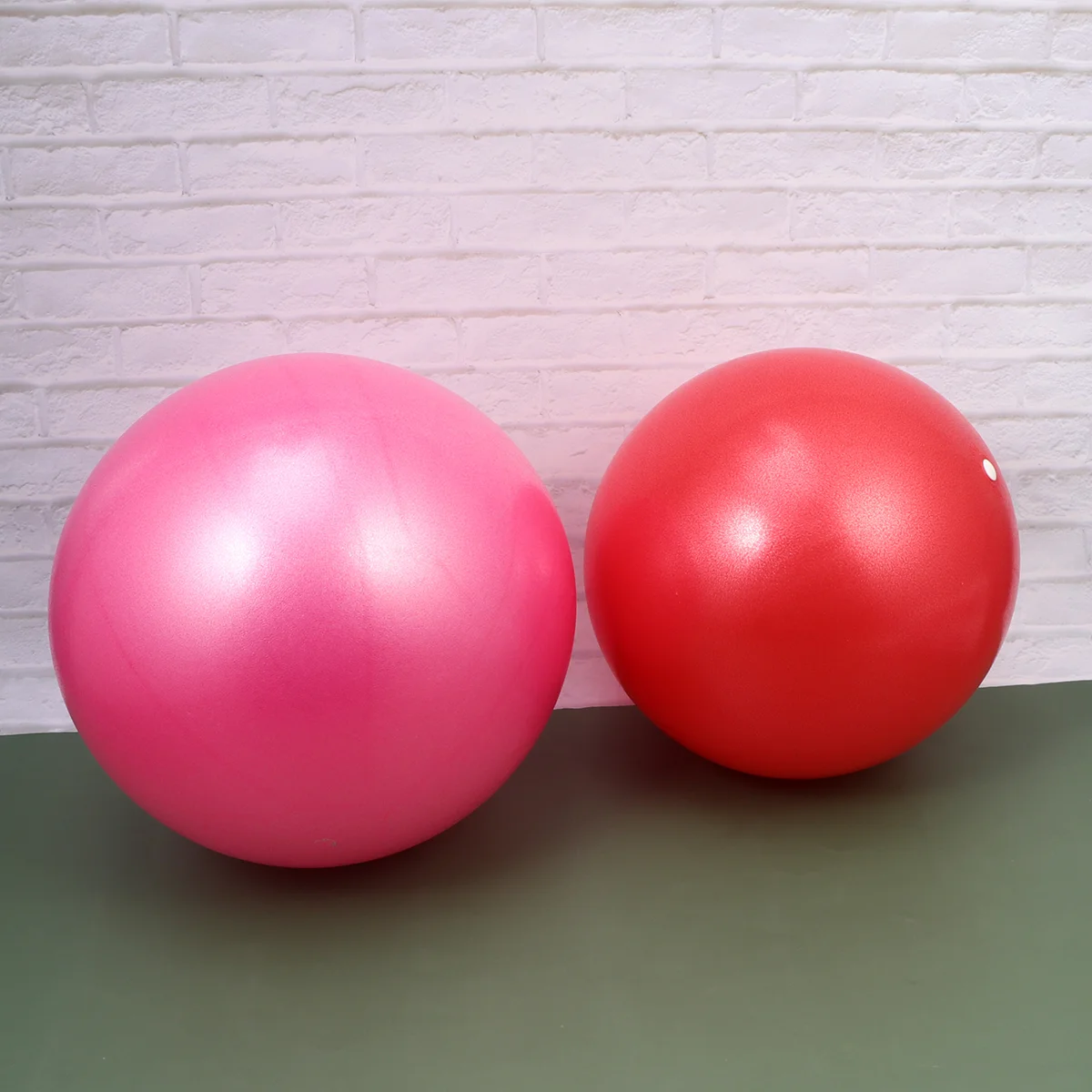 

2 PCS Gym Ball Kid Inflatable Pilates Yoga Balancing Stability Trainer Balancer Exercising
