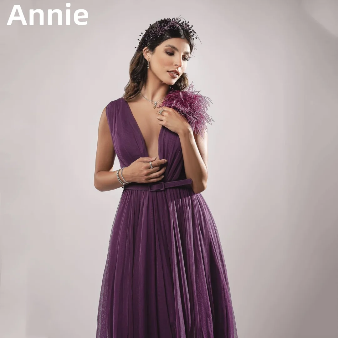 

Annie Deep Purple Prom Dresses Deep V-neck Evening Dress Vestidos De Noche Feather Tulle Formal Occasion Party Dress