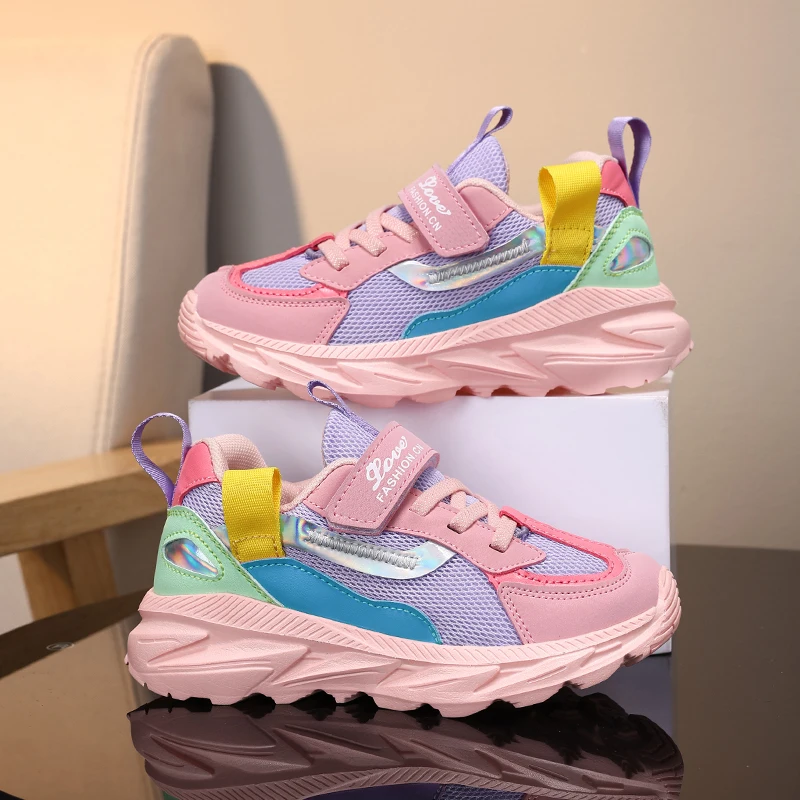 أحذية جري للفتيات، شبكة مسامية، أحذية رياضية ناعمة ومريحة للأطفال، أحذية جري عصرية وغير رسمية في الهواء الطلق