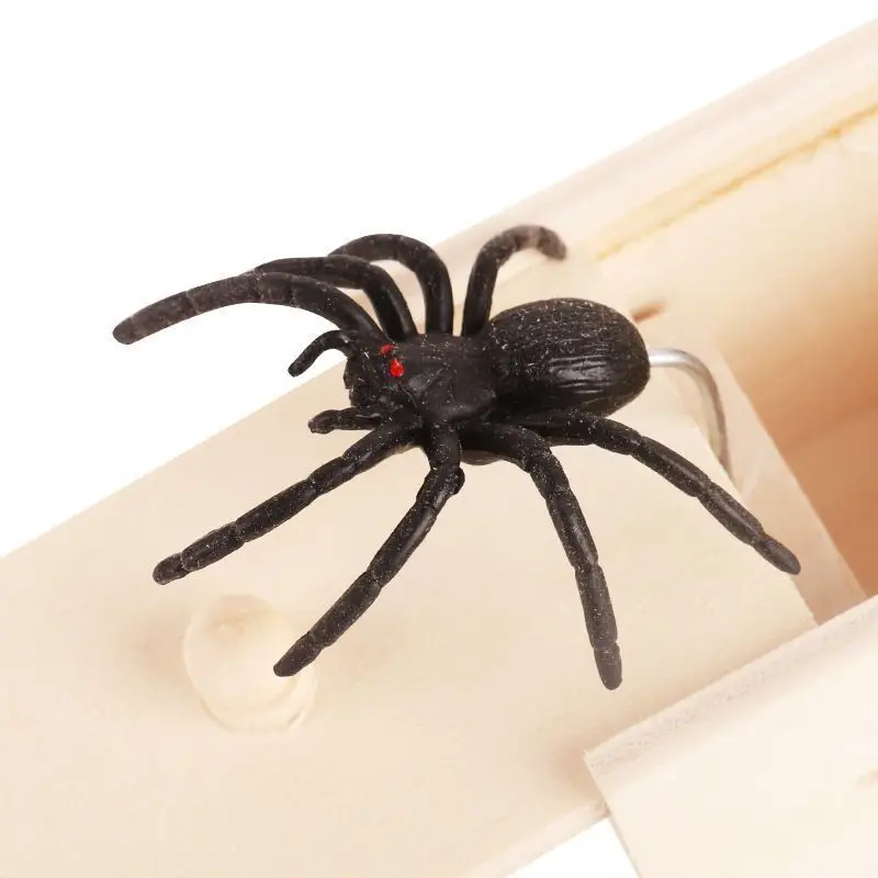 

Surprise Spider Wooden Box Fool's Day Spoof Gift Trick Toy Animal Toys