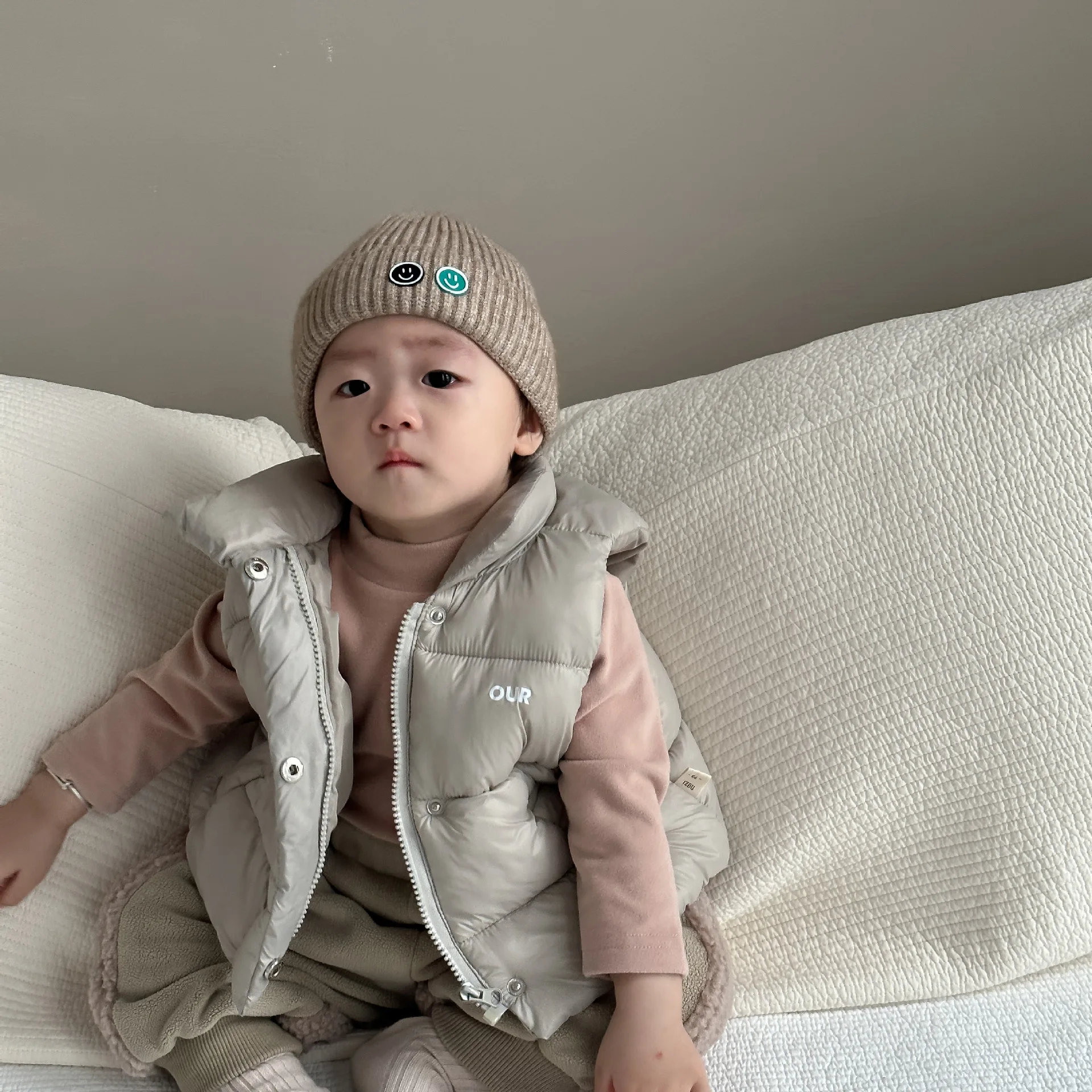 2025 Winter New Baby Sleeveless Warm Vest Thick Infant Letter Print Casual Cardigan Coat Boy Girl Newborn Cotton Padded Jacket