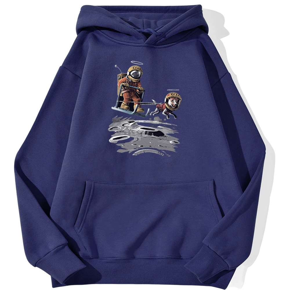 

Astronaut And Dog on the moon Hoodie Sweatshirt Men Casual Warm Hoodies Male Fashion Funny Tracksuit Autumn Fleece Pullover