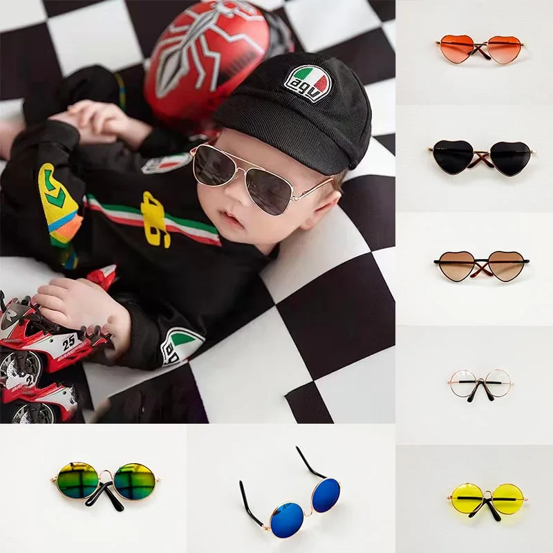 

Children Baby Girl Boy Heart-Shaped Creative Sunglasses,Newborn Photography Props,For Baby Studio Shoot Pose Prop Accessories