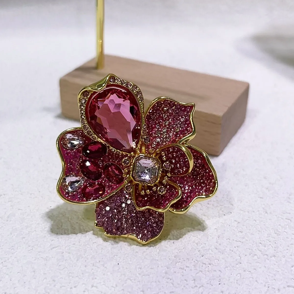 Flowe Jewelry 새로운 판매 동향 고품질 꽃 귀걸이 세련된 럭셔리 매력 스테인레스 스틸 핑크 옐로우 여성 의류