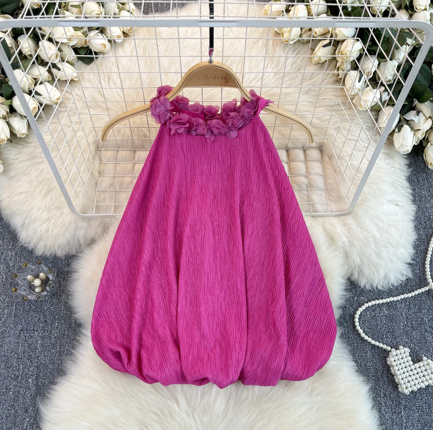 

Женский укороченный топ на бретельках, модный пляжный топ без рукавов с трехмерными цветами во французском стиле на лето