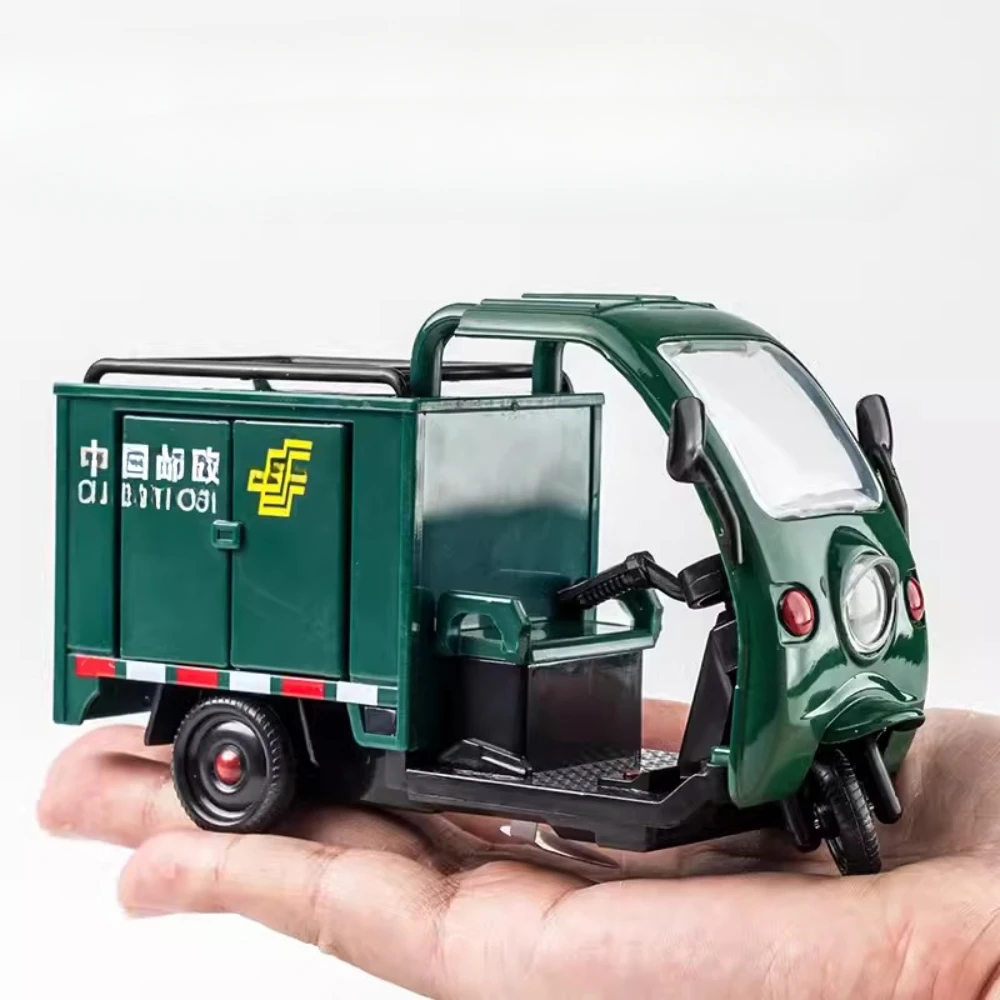 

1/24 Express Delivery Tricycle Model Toy Car Metal Diecasting Sound Light Pull Back Three Wheeled Motorcycle Decorative Models