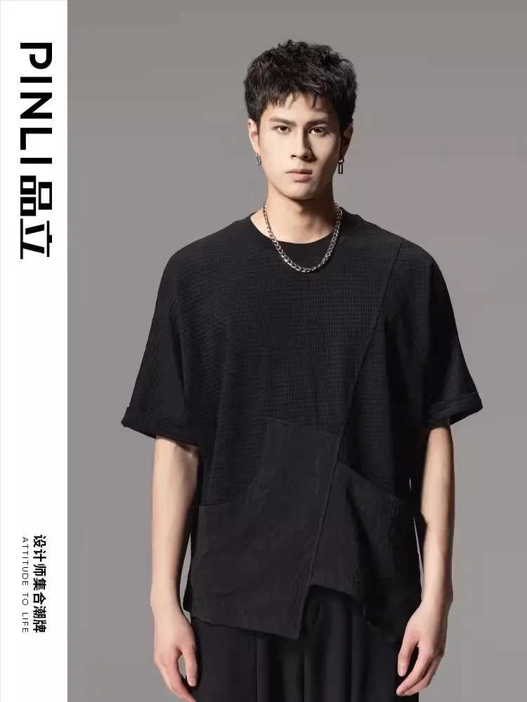 

Мужская мода 2024 Летняя мужская одежда новая сращенная футболка с коротким рукавом мужская однотонная свободная черная Повседневная футболка B242111001