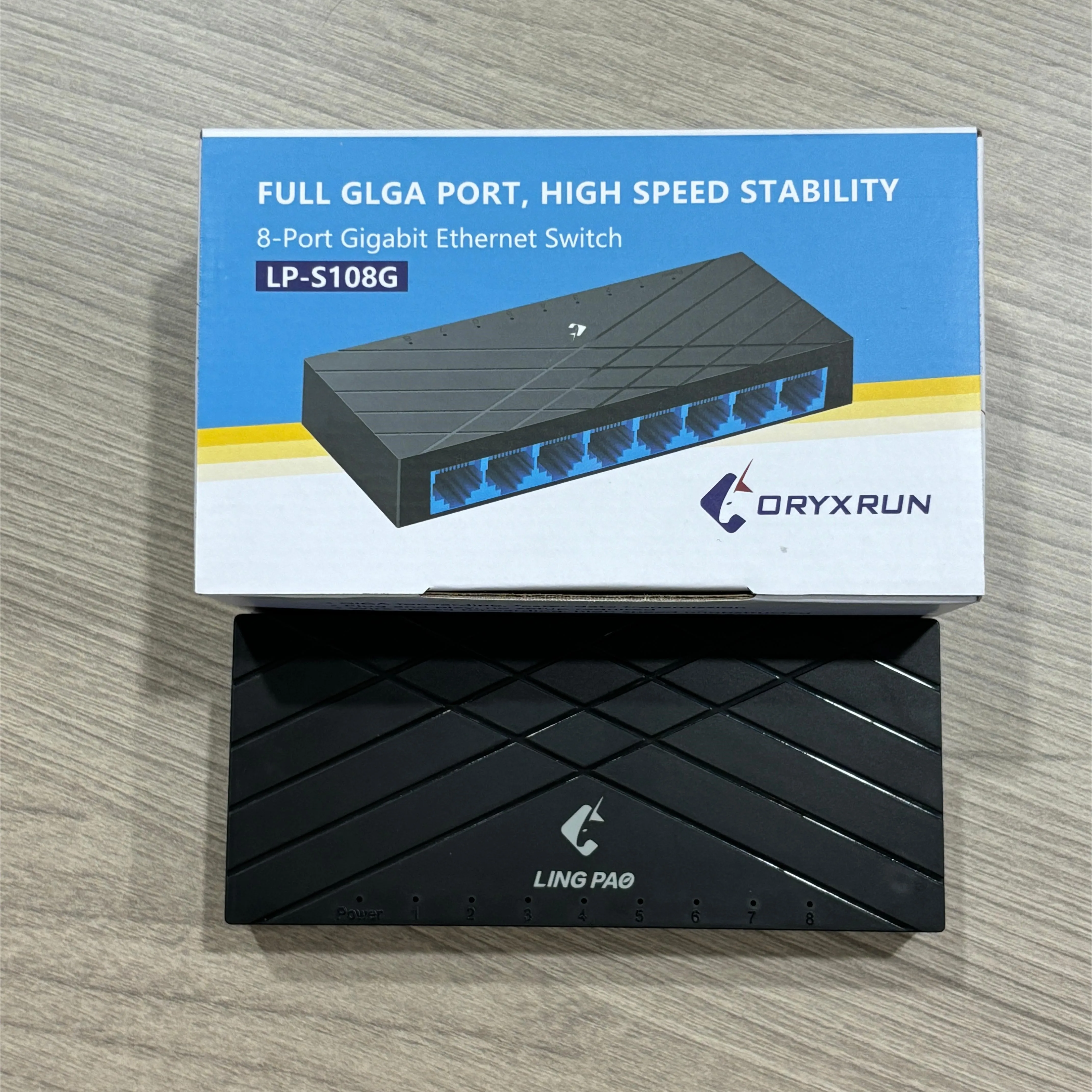 8-Port Gigabit Ethernet Desktop Switch with US Plug - High-Speed Wired Network Connectivity
