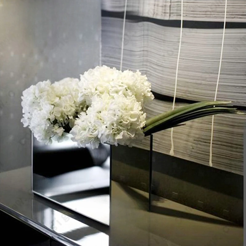 

The product can be customized.Crystal mirror vase, glass flower stand, modern fashion flowerpot, rich bamboo simulation