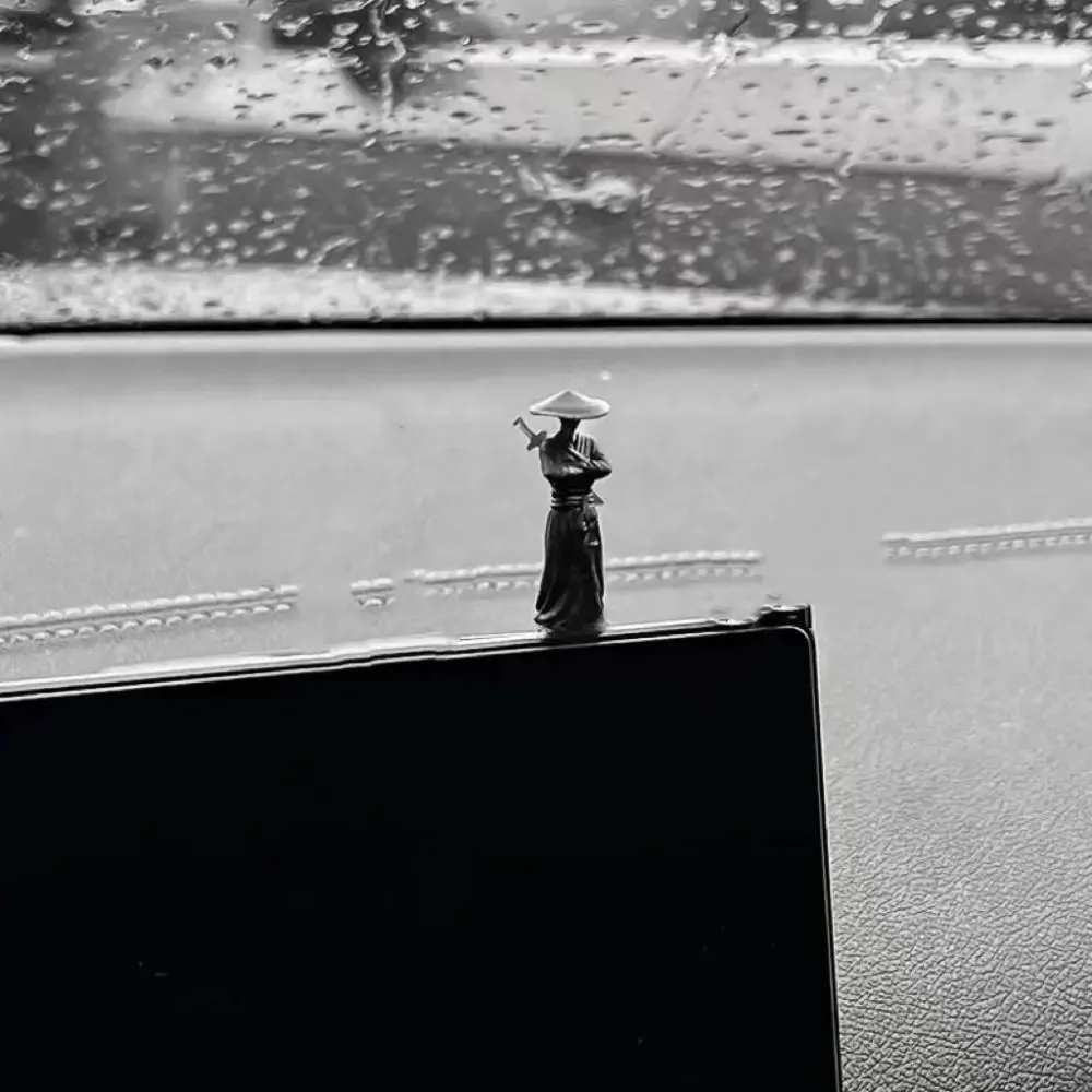 6Pcs/set Mini Chinese Swordsman Figure Exquisite Ancient Car Statue Ornament Cartoon Swordsman Miniatures Interior Decor