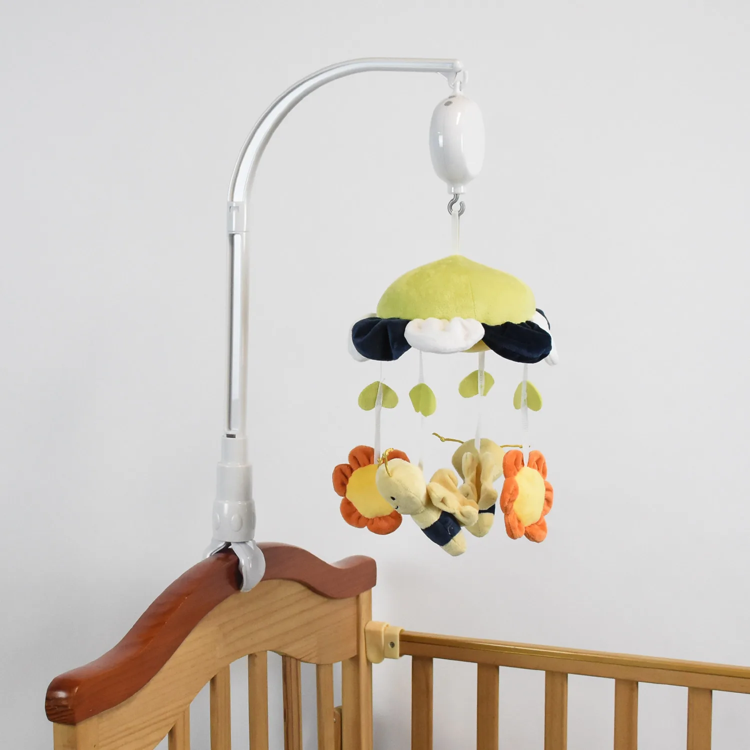 

Baby Mobile Toy Rattle With Music & Plush Doll 0-12 Months Newborn Toys Electric Rotate ABS Plastic In The Crib Bracket Bed Bell