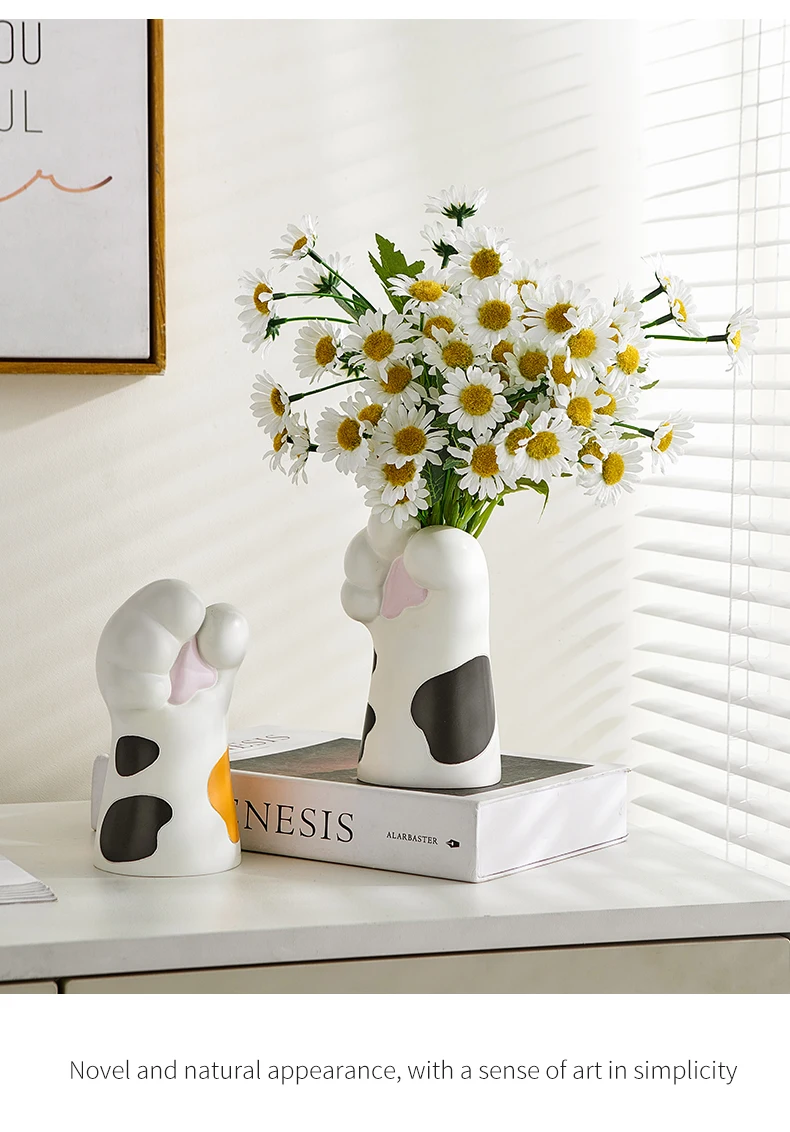 Resin Cat Claw Flower Vase