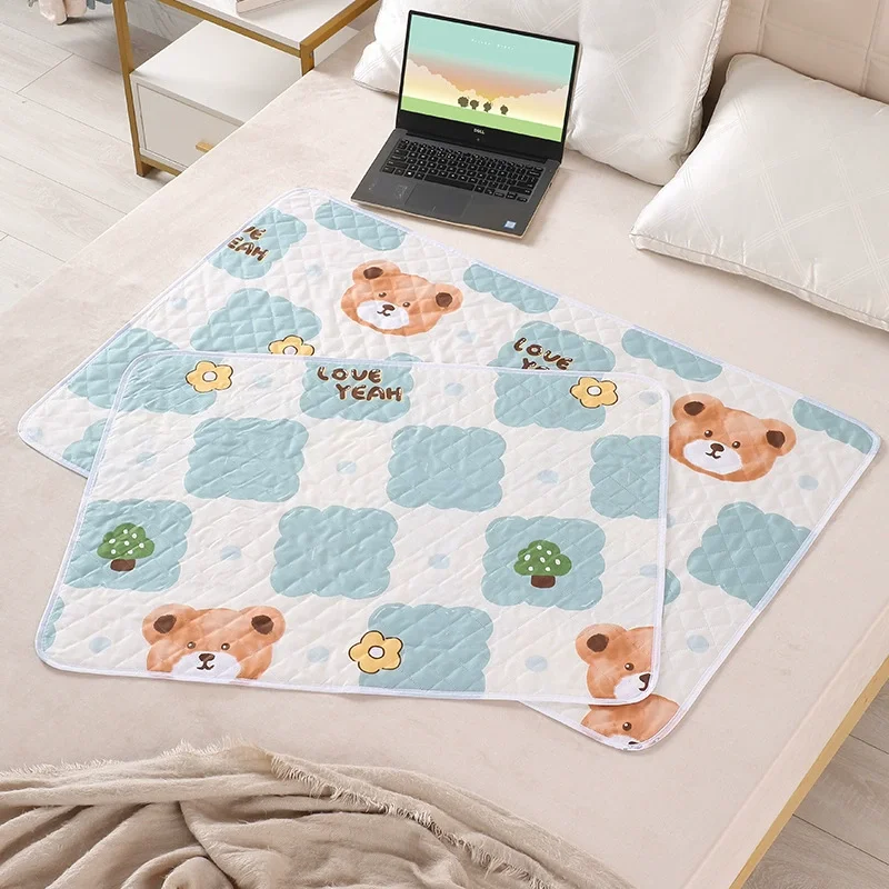 Extra-Large Waterproof Breathable Washable Bed Pad for Babies Kids Reusable Leakproof Mattress Protector for Overnight Use