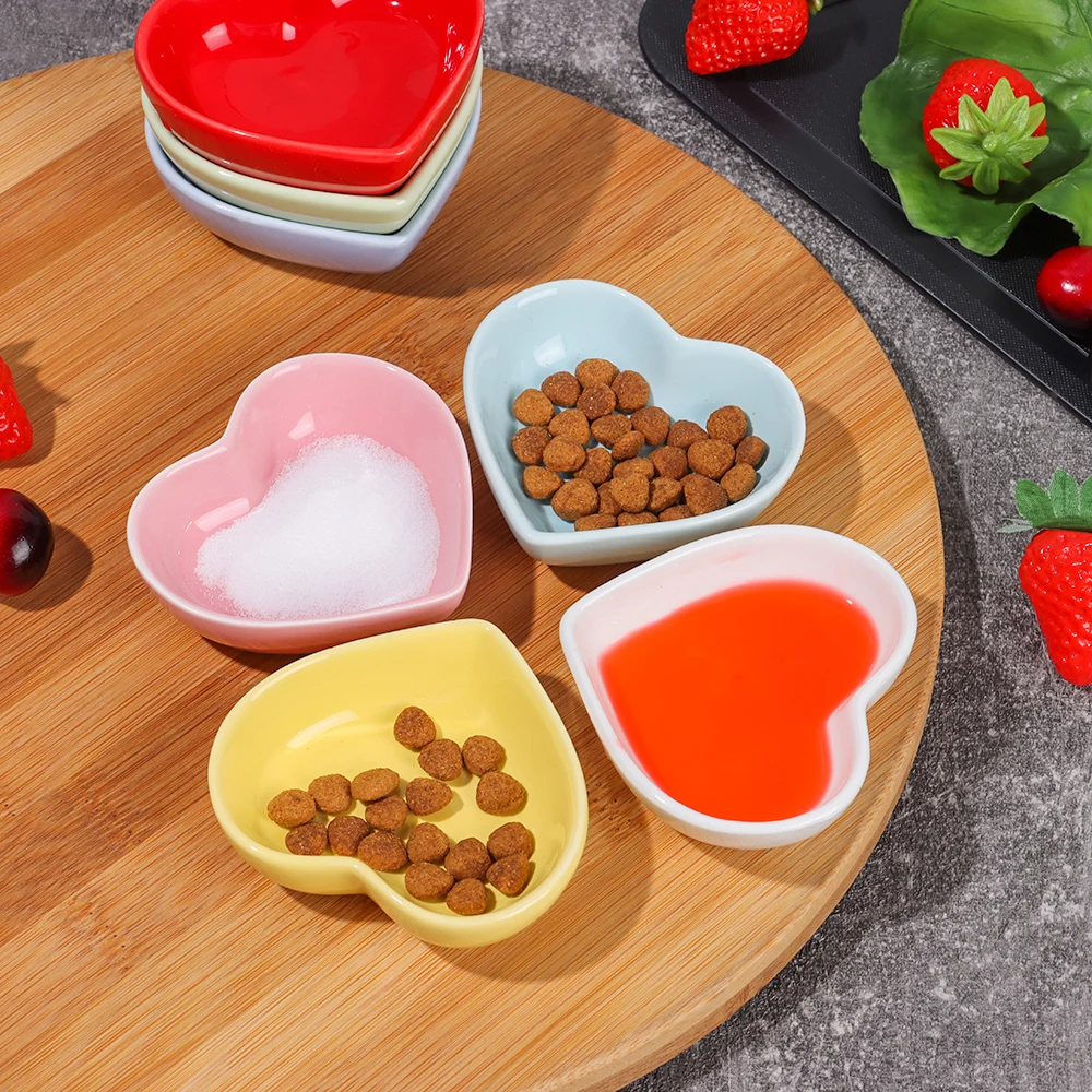 Mini Heart Ceramic Dish Seasoning Dipping Bowl Love Ceramic Dish Colorful Trinket Platos Sauce Tableware for Kitchen sauce dishes seasoning dishes