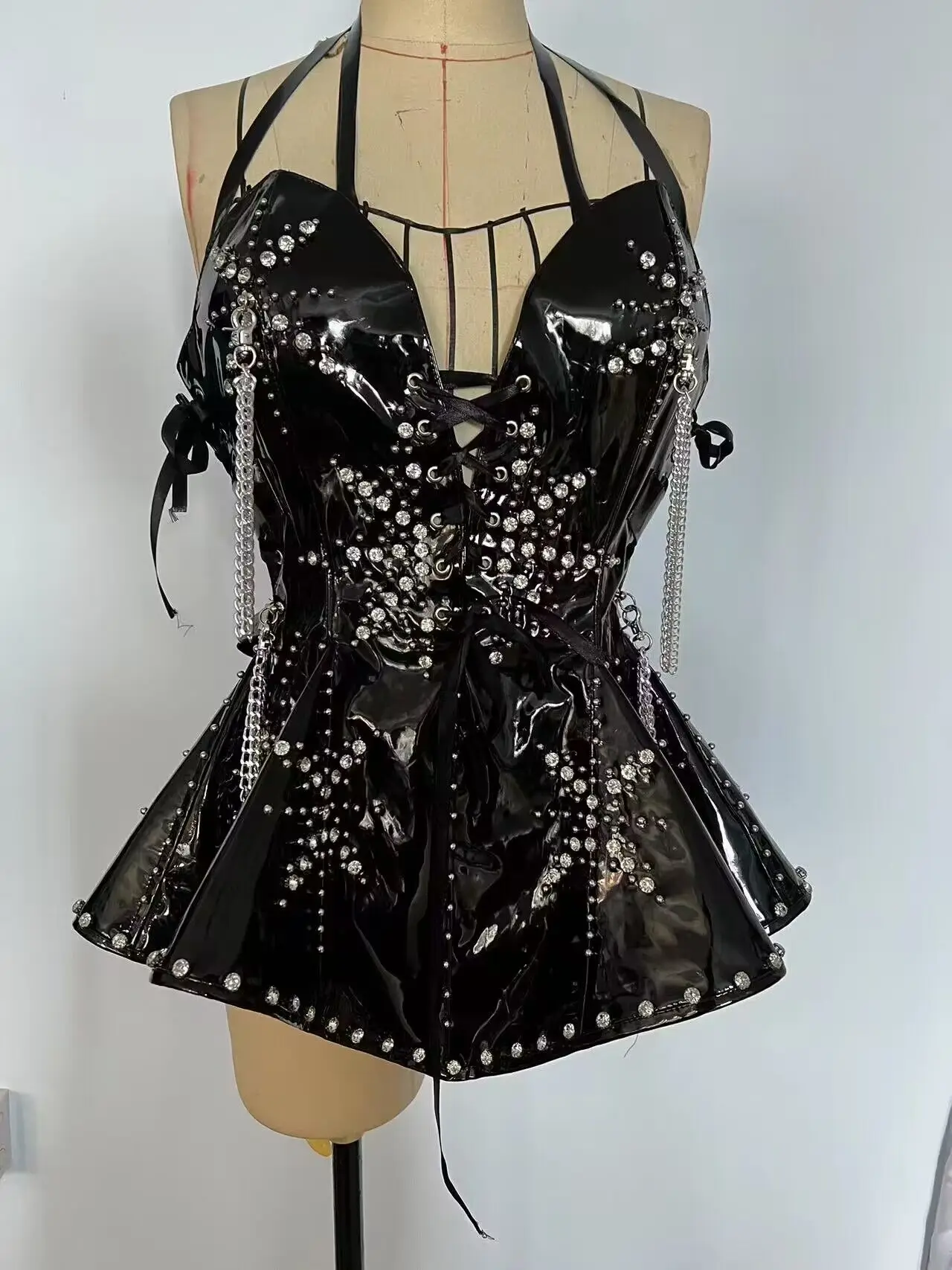 

Черный костюм певицы, роскошное кожаное сексуальное женское платье с кристаллами для девушек, костюм для народного танца