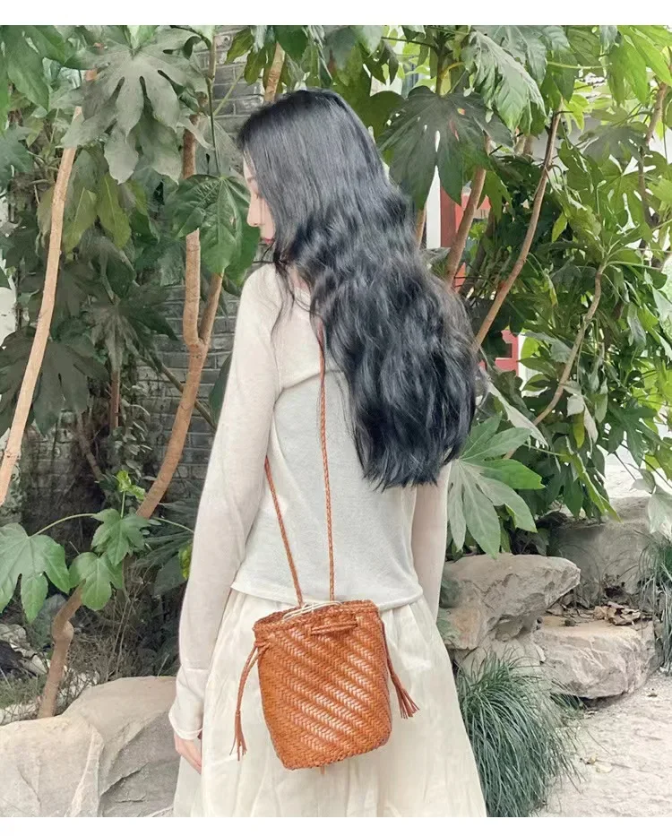 

Hand woven basket Bag 100% Genuine Leather Hollowed Woven Shoulder Bag Woven Mini Bag Vintage Shoulder Cowhide Crossbody