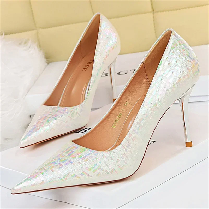 

Women 8.5cm High Heels Gold Pumps Luxury Elegant Wedding Bridal Stiletto Sexy Heels Lady Replica Party Shoes