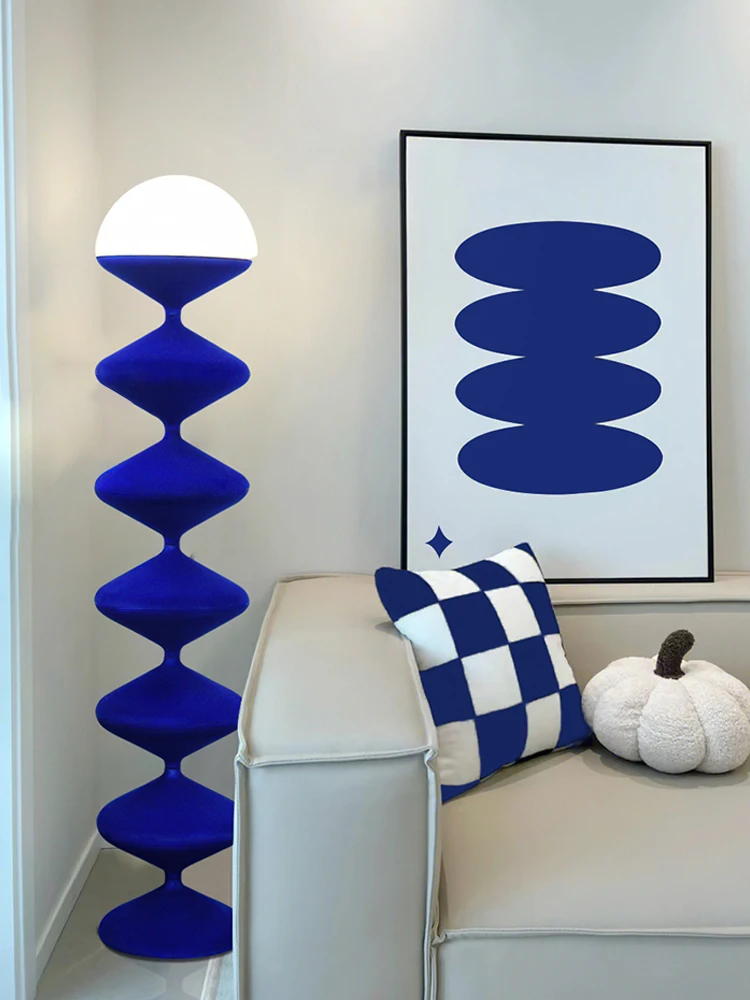 

Сетчатая красная художественная Напольная Лампа в стиле ретро, вертикальная настольная лампа baohaus для гостиной, спальни, дивана