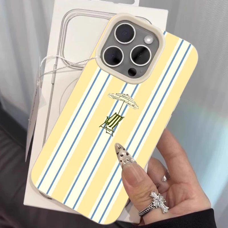 Sunshine Stripe Sunshade Chair Pattern Phone Case - Light Yellow