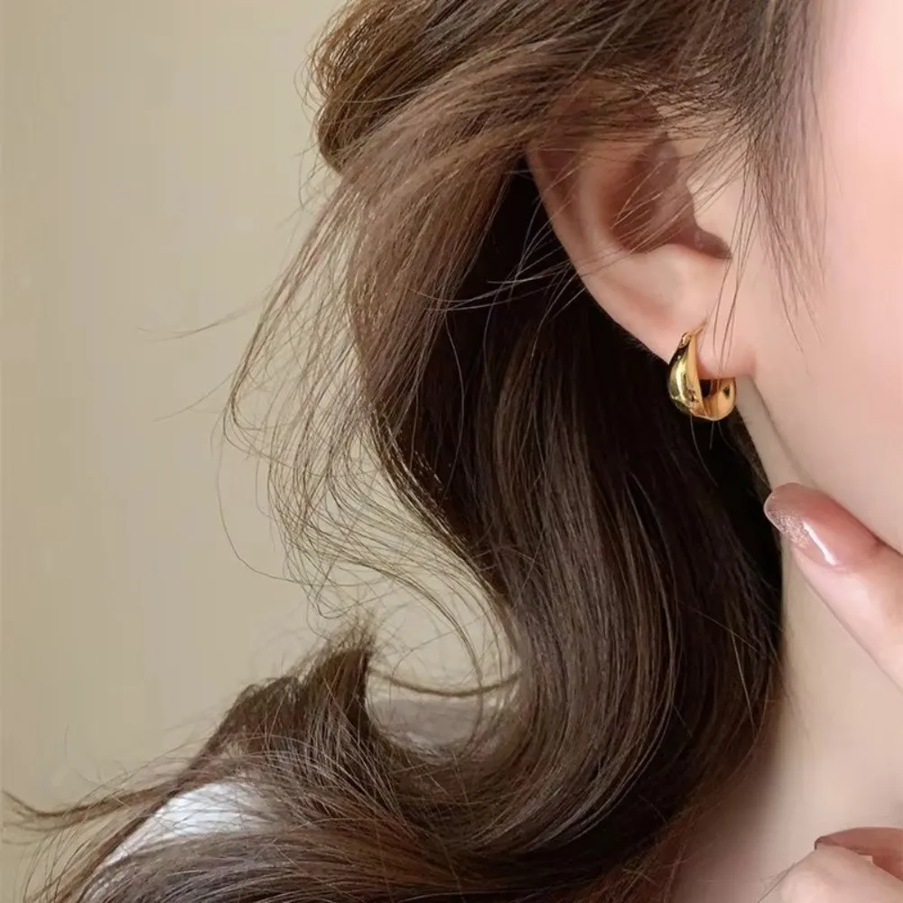 Fashion Smooth Metal Chunky Hoop Earrings Simple Versatile Drop Earrings Jewelry Ear Pendant Women