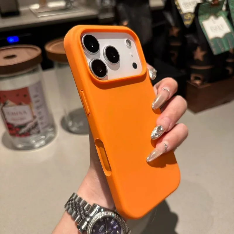 Magnetic Liquid Silicone Phone Case with Built‑in MagSafe and Microfiber Lining