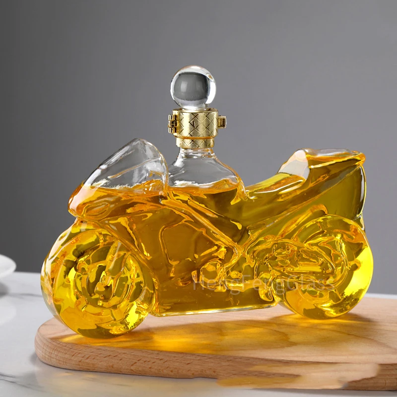 Description Picture 5 of itemvintage motorcycle shaped whiskey decanter 750ML  Glass Alcohol Bottle Unique Liquor Bar and Party Decorations for Liquor