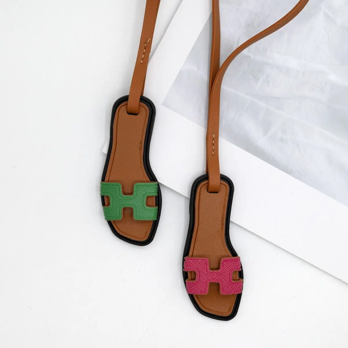 جديد الإبداعية حقيبة قلادة أحذية صغيرة بولي Leathe...