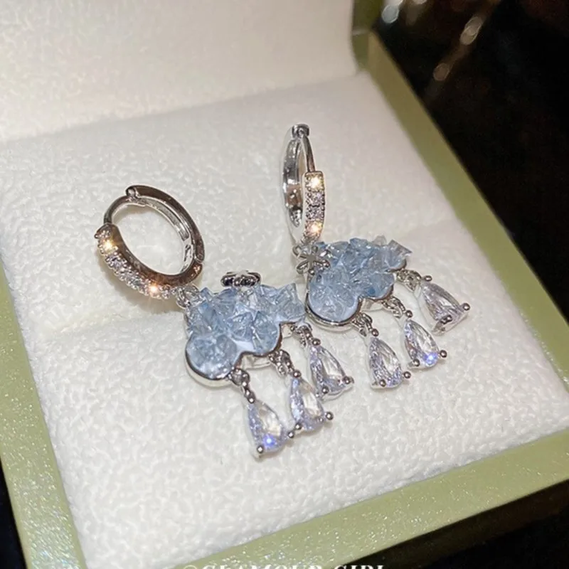 Cute Fashion Blue Zircon Cloud Pendant Hoop Earring for Women Water Drop Huggie Y2K Party Jewelry Accessories
