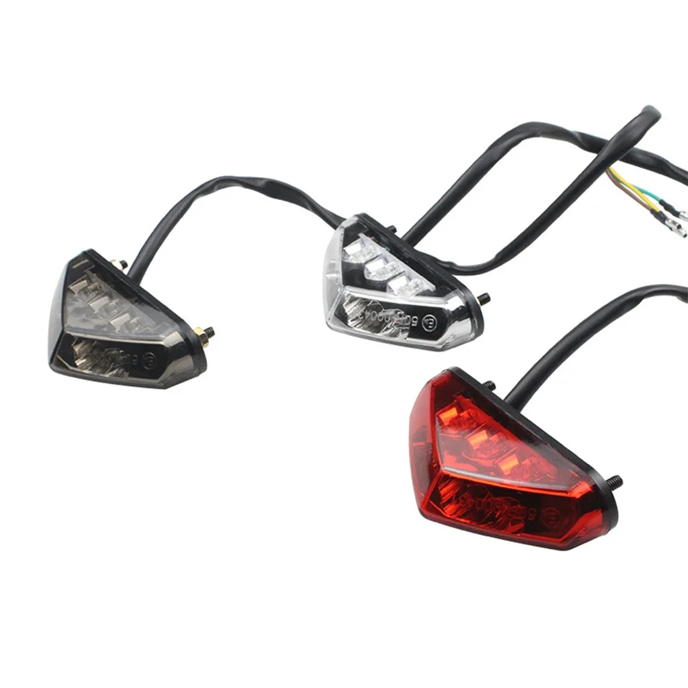 รูปสินค้า แผ่นไฟท้าย LED 12V สำหรับมอเตอร์ไซค์หลากหลายรุ่น