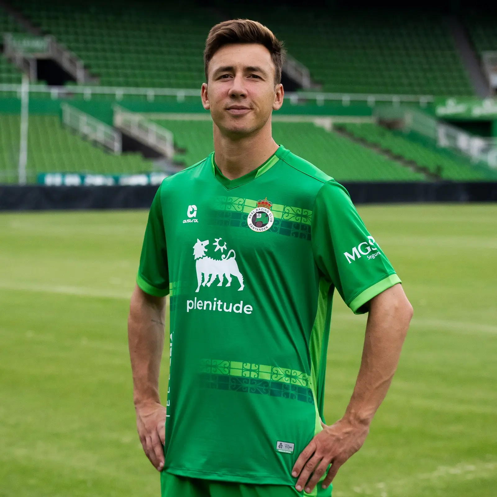 thumbnail image 1 of Camiseta de fútbol con tecnología de impresión 3D para entrenamiento deportivo masculino sudadera de manga corta para adultos Racing de Santander, 1 of 5