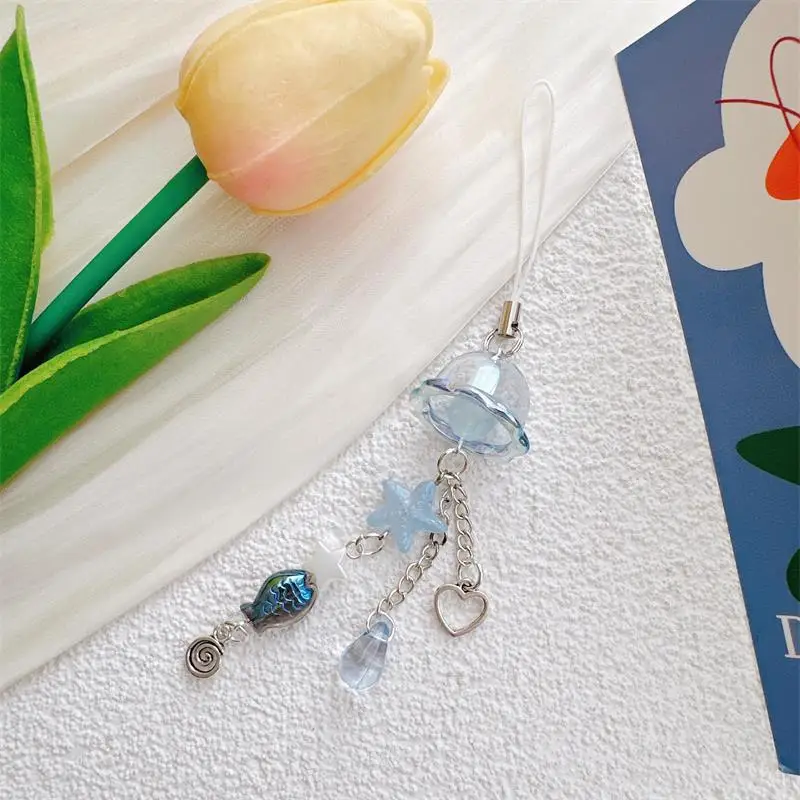 Adorable Handcrafted Beaded Shark Keyring Accessory - Y2K Aesthetic Fish Charm