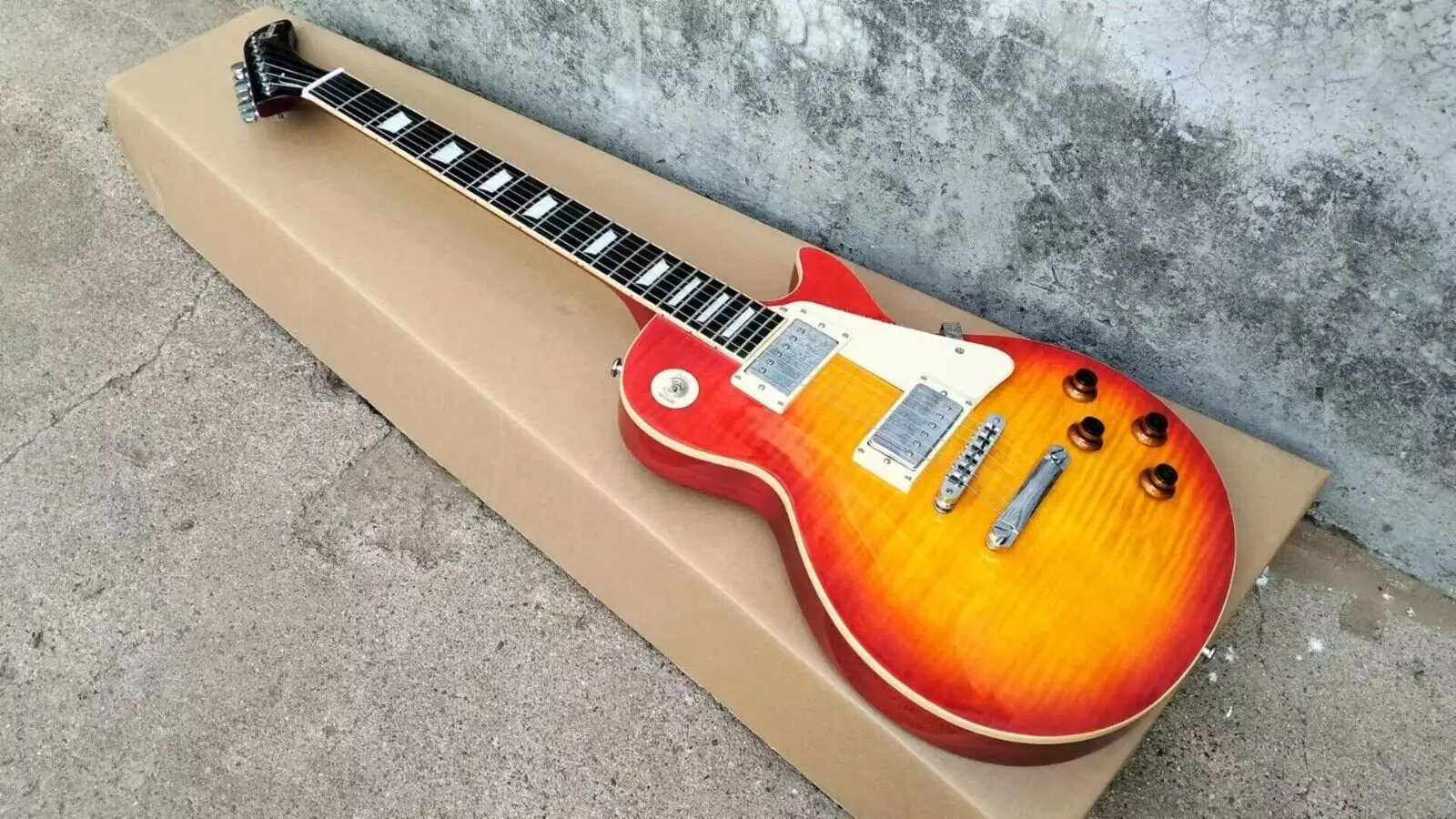 Electric Guitar Aldo Nova 1986 explorer headstock Rick Nielse