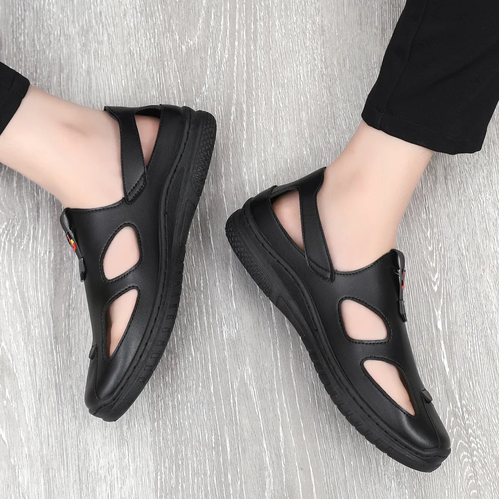 

2024 Men Hollow Out Sandals Summer Soft Leather Casual Shoes Comfort Breathable Middle-aged Closed Toe Footwear Male Black Brown
