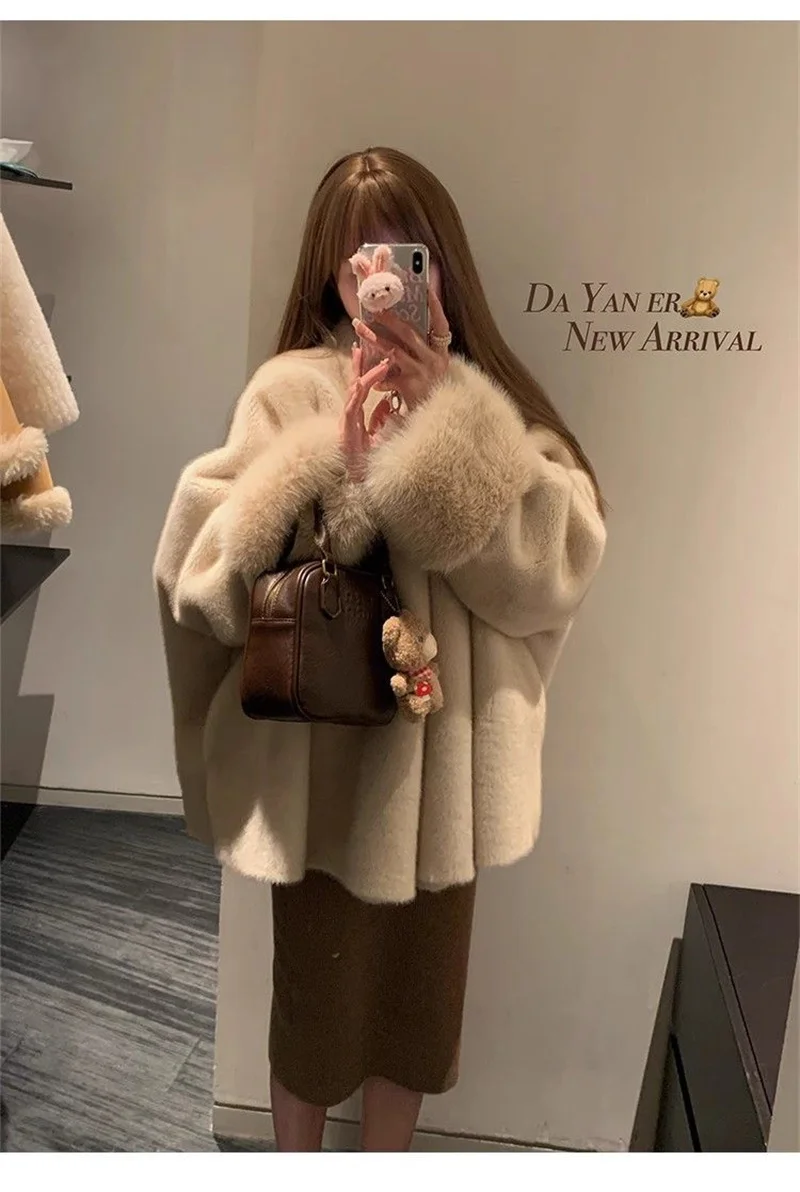 Mink Fur Coat Image 4