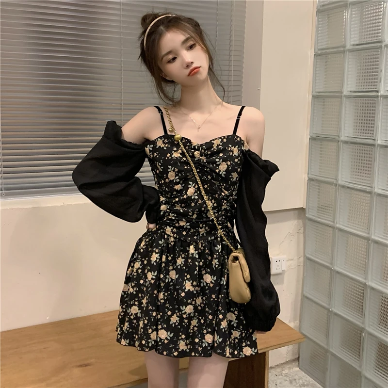 

New Korean Version of Black Floral Fake Two-piece Dress Design Sense Long-sleeved Short Skirt Waist Slim Skirt Dresses for Women