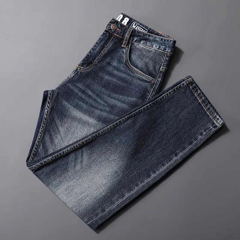 Рисунок 4 - Джинсы мужские в стиле ретро