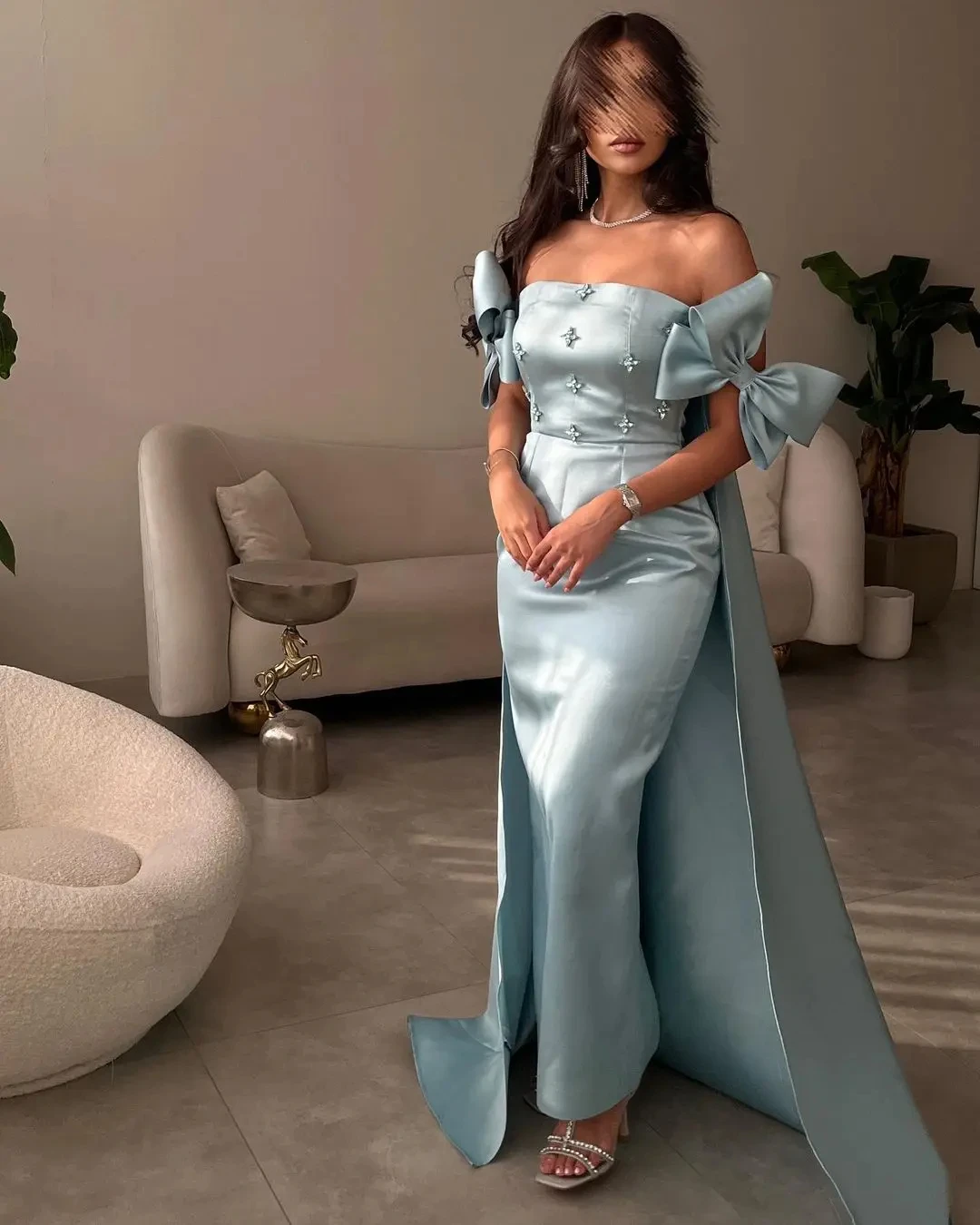 

Вечерние платья с открытыми плечами, бисером, кристаллами, сексуальные платья-русалки до пола для выпускного вечера, атласный бант, Дубай, арабский, со съемным шлейфом