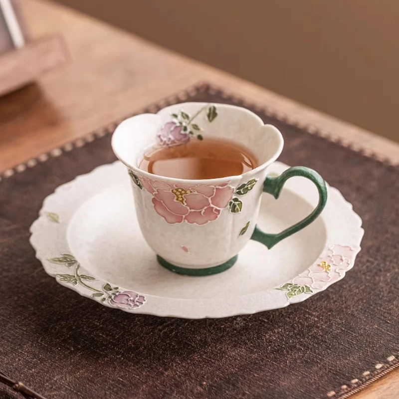 창의적인 꽃무늬 귀여운 컵, 가정용 사무용품 도자기 물컵, 미니멀리스트 스타일 커피잔과 접시 세트