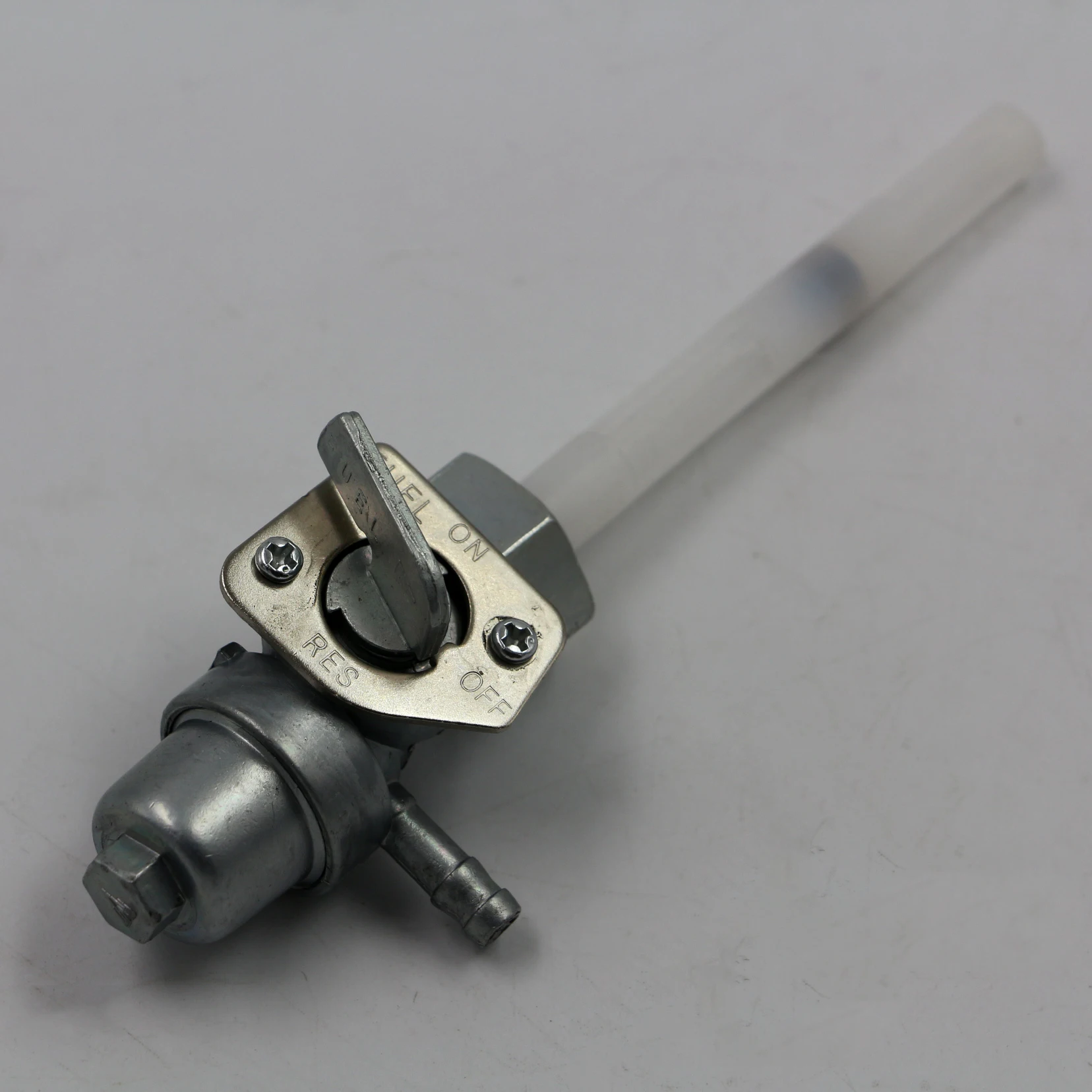 Fuel Gas Tank Switch Valve 18 x 1.0mm Petcock for Honda XL250R XL350R XL500R XL600R GL650 XR650L FT500 XL 250R 350R 600R GL XR
