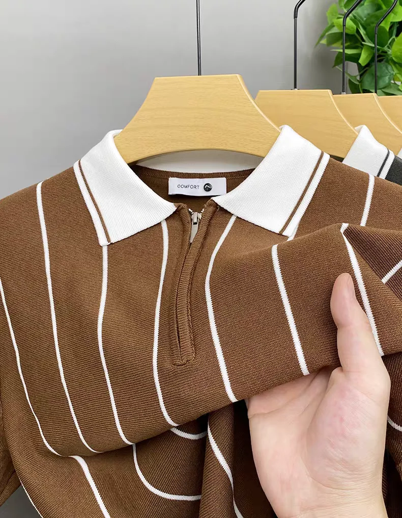 High quality summer knitted short sleeve polo shirt fashion half zipper lapel T-shirt vertical stripes comfort casual men's wear 24 S0dea7fc108df4ede82722f75f10c01bcz