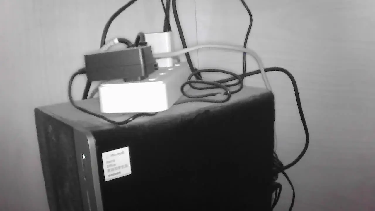 Video preview of the compact IR USB camera