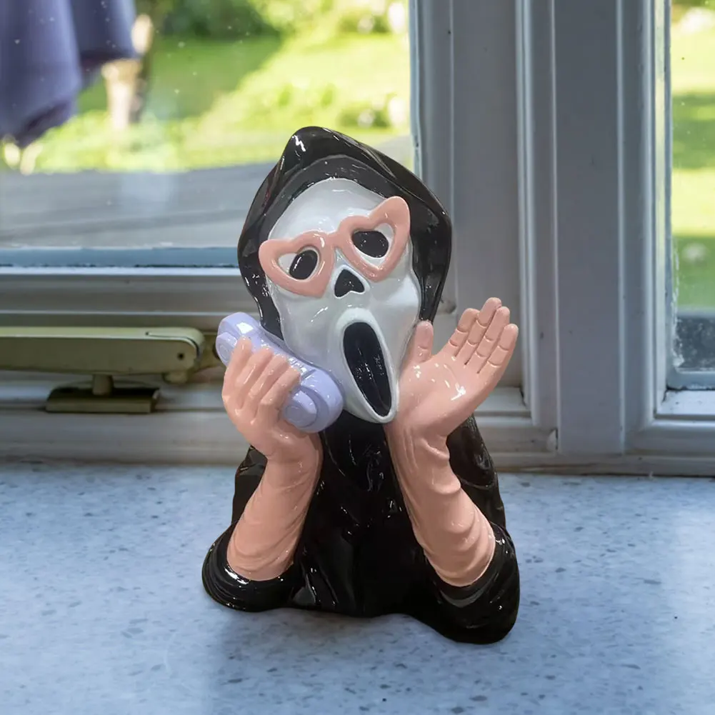 Pink Screaming Face Ghost Figurine Screaming Girl Telephone Statue Gothic Ghost Resin Decor Halloween Desk Decoration Ornament